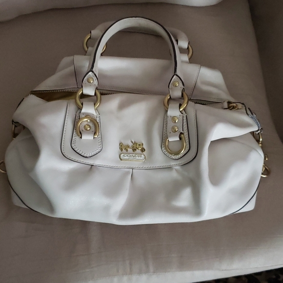 Coach Handbags - Genuine Coach Purse